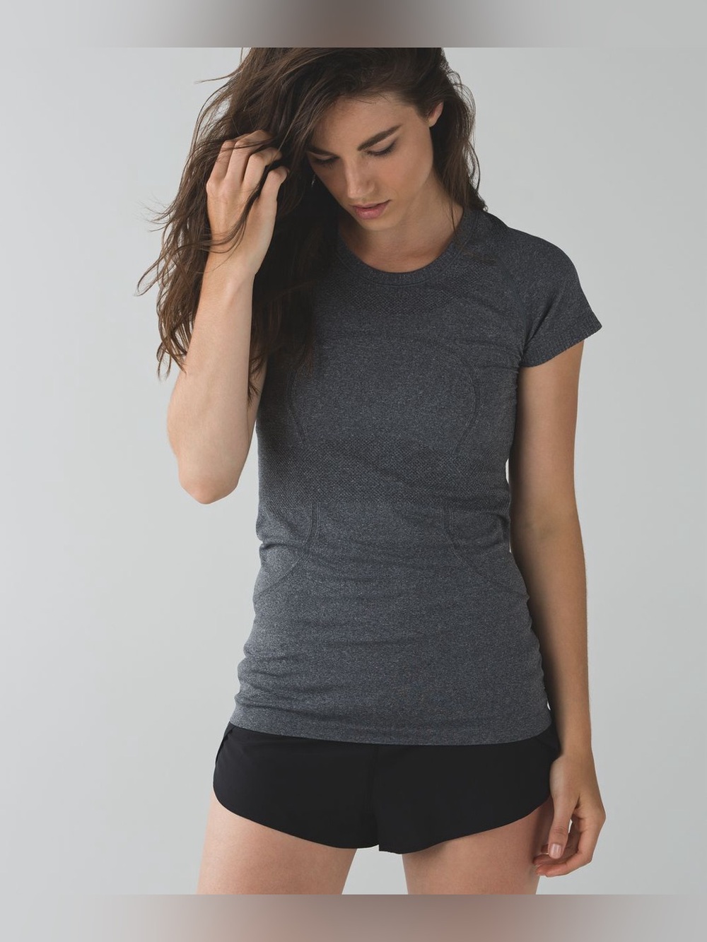 Lululemon Swiftly Tech Short Sleeve Crew Gray Tee Shirt Athletic Running Size 6